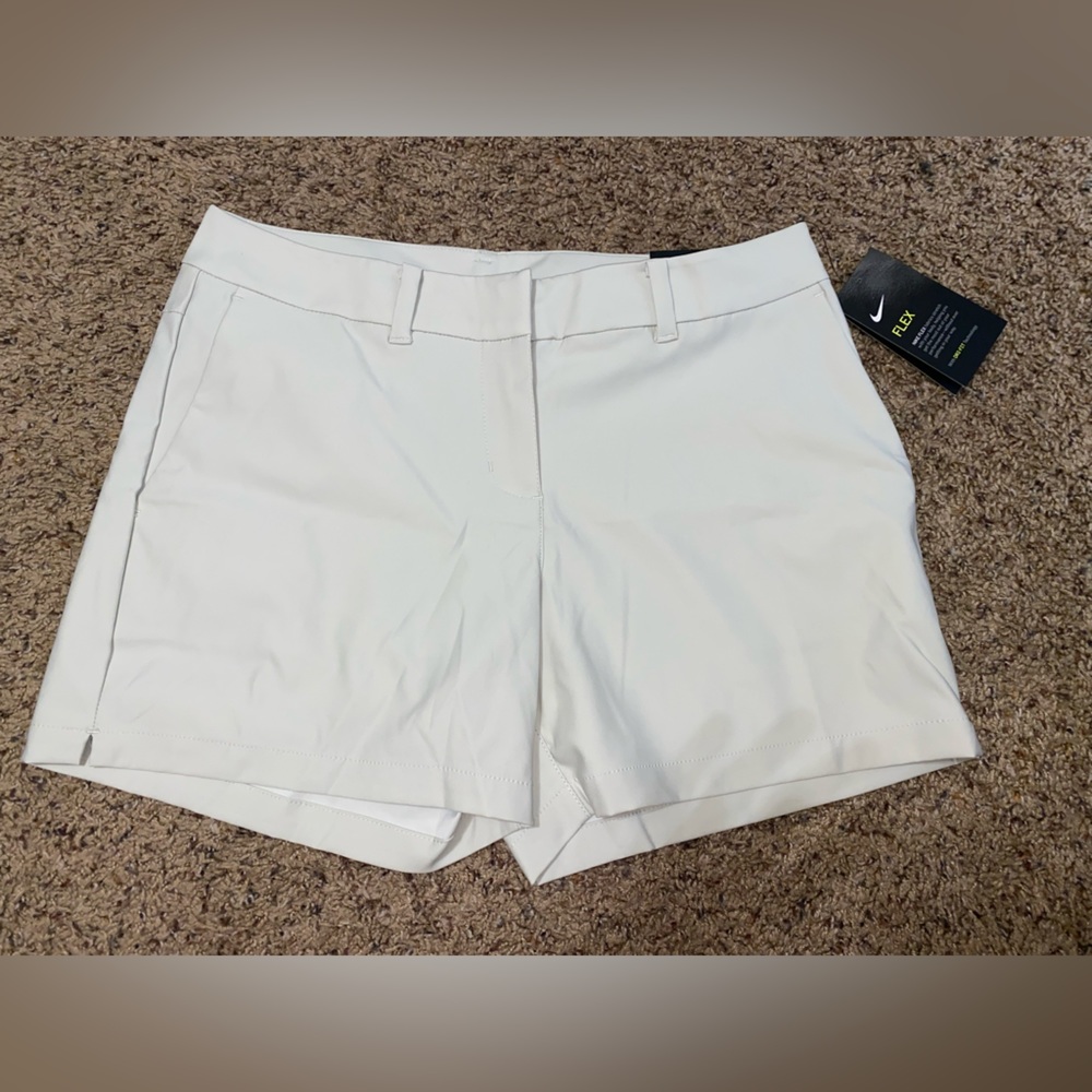 Nike Dri-Fit Women’s Golf Shorts, Khaki, Size 4, NWT